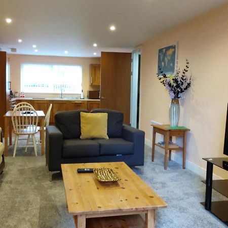 Meridian Bay Apartment Swansea Esterno foto