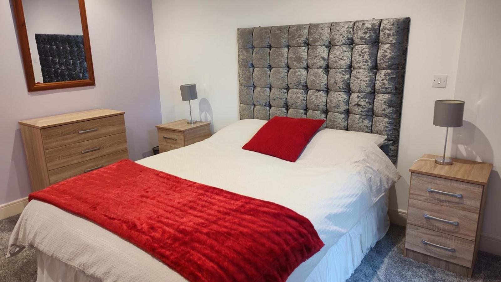 Meridian Bay Apartment Swansea Esterno foto